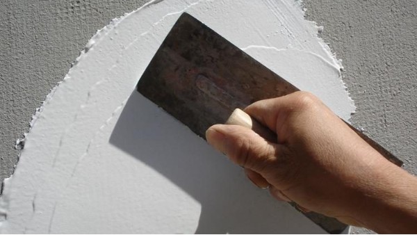 易高好膩子告訴您，膩子粉是內(nèi)墻找平最不能忽視的家裝輔材產(chǎn)品