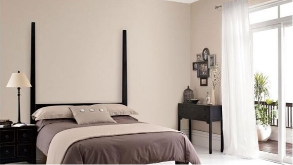 如何避免乳膠漆開裂和粉刷不均勻的問題？易高好膩子告訴您